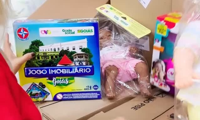  Entrega de Brinquedos nas Escolas e Creches Municipais 🎁